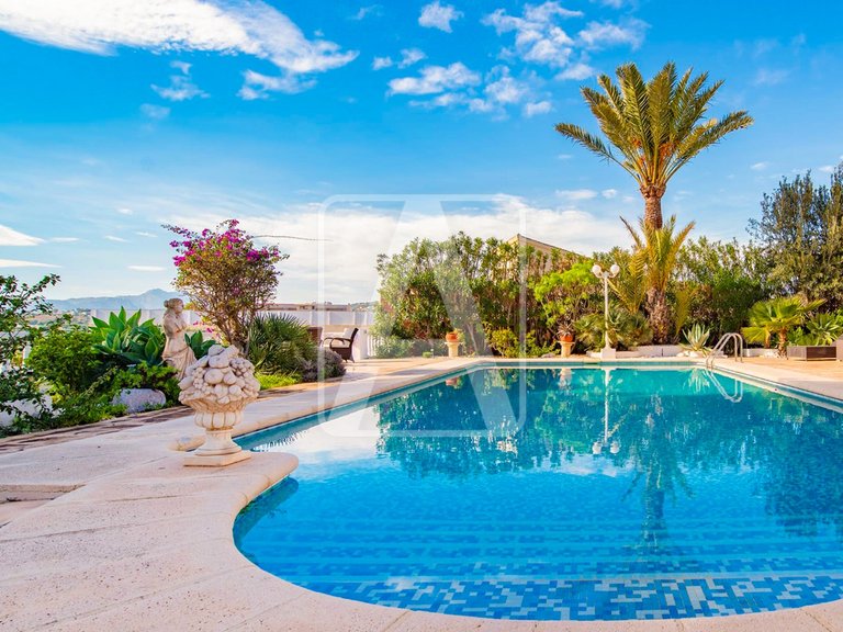 Villa for Sale in Moraira, Alicante 29