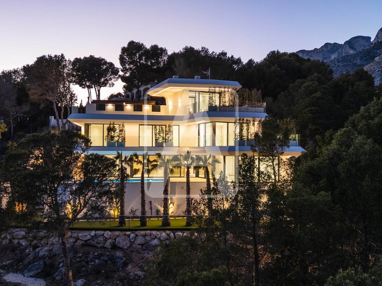 Villa for Sale in Altea, Alicante 3