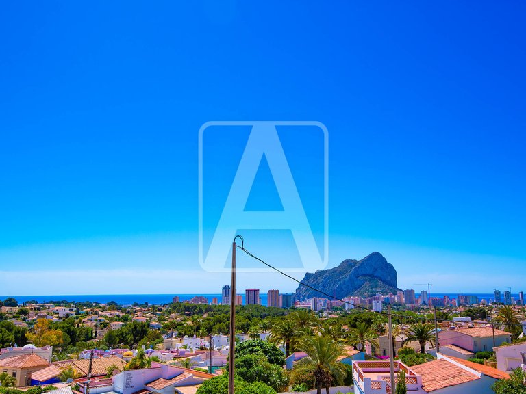 Villa for Sale in Calpe, Alicante 2
