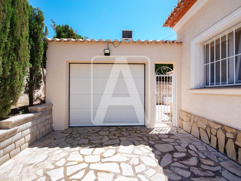 Villa for Sale in Calpe, Alicante 49