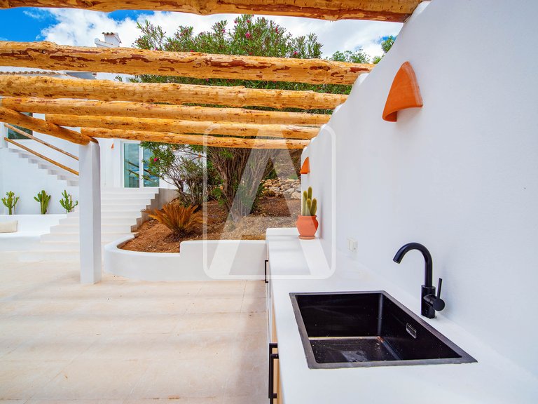 Villa for Sale in Benissa, Alicante 13