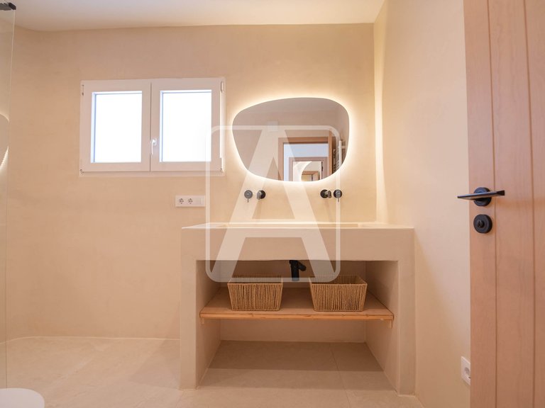 Villa for Sale in Moraira, Alicante 31