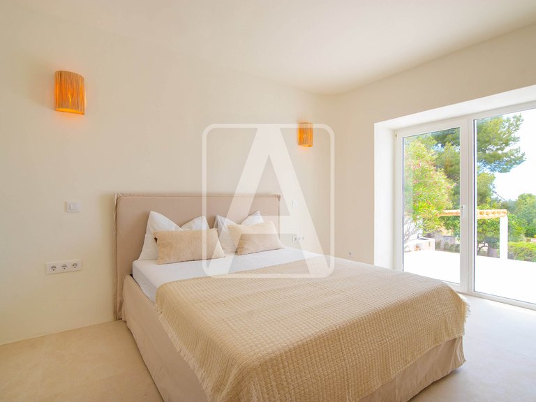 Villa for Sale in Moraira, Alicante 34