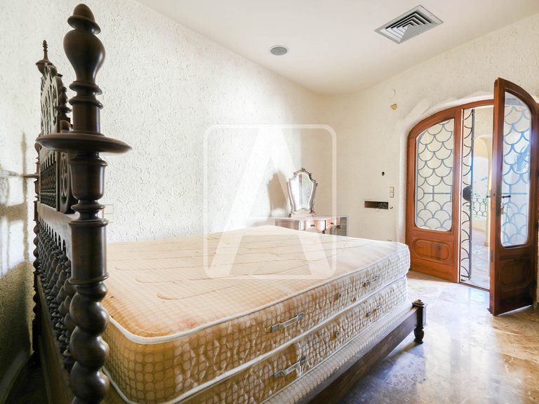 Villa for Sale in Moraira, Alicante 21