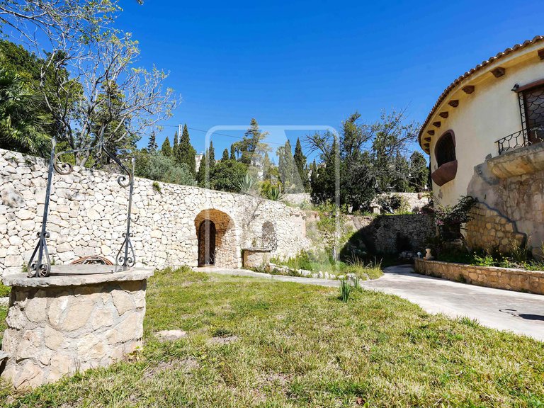 Villa for Sale in Moraira, Alicante 37