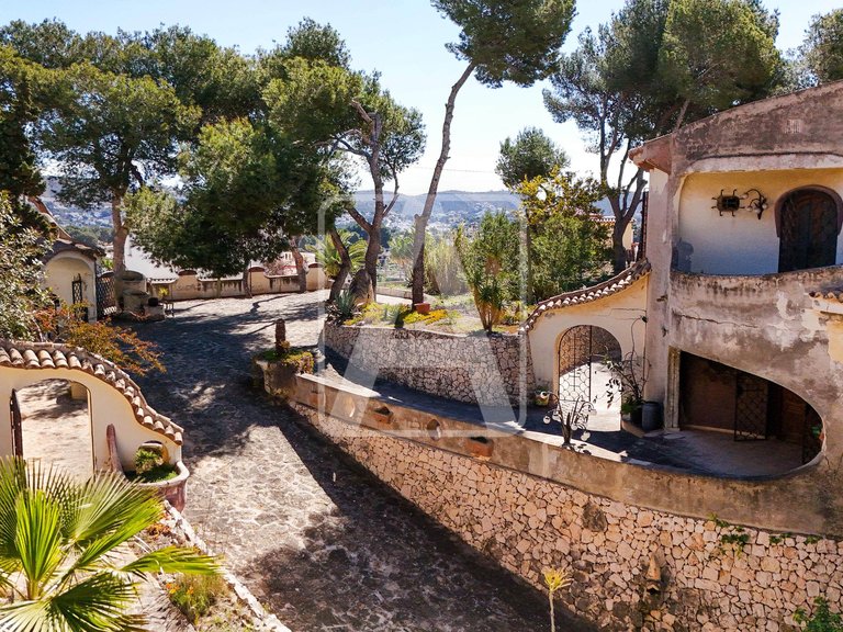 Villa for Sale in Moraira, Alicante 42