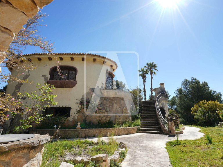 Villa for Sale in Moraira, Alicante 8