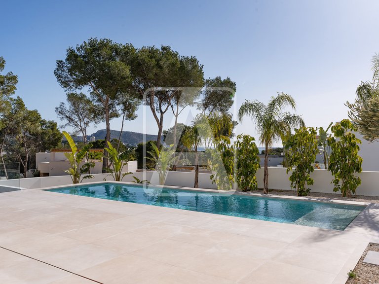 Villa for Sale in Moraira, Alicante 3