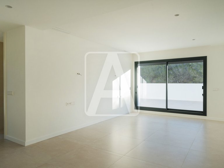 Villa for Sale in Moraira, Alicante 36