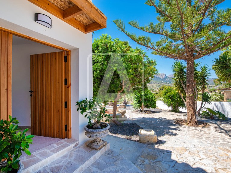 Villa for Sale in Calpe, Alicante 13