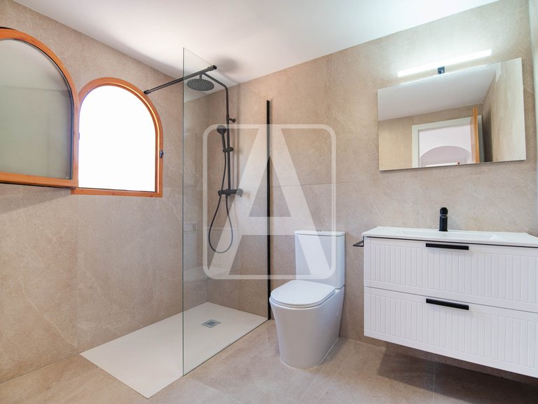 Villa for Sale in Calpe, Alicante 31