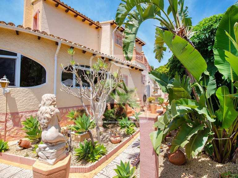 Villa for Sale in Benissa, Alicante 48