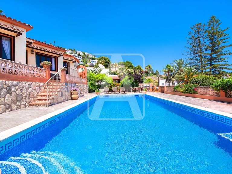 Villa for Sale in Benissa, Alicante 38