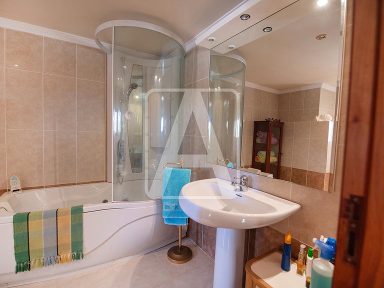 Villa for Sale in Benissa, Alicante 23