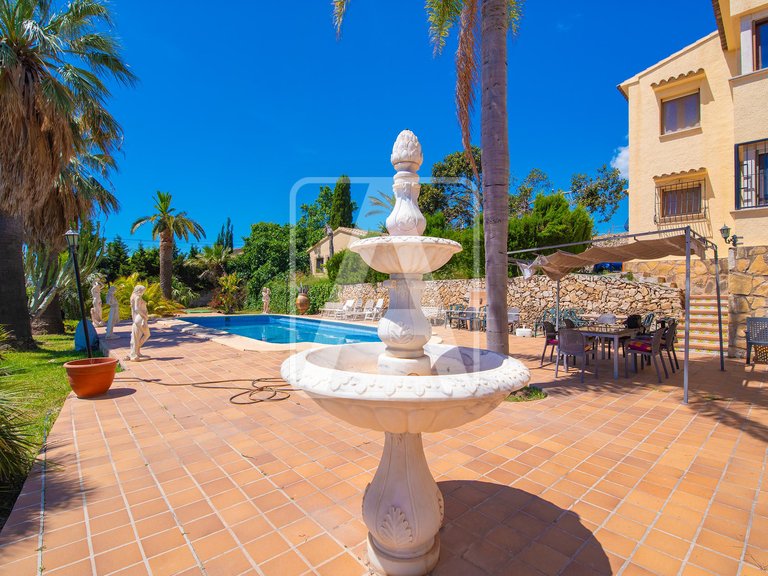 Villa for Sale in Benissa, Alicante 46