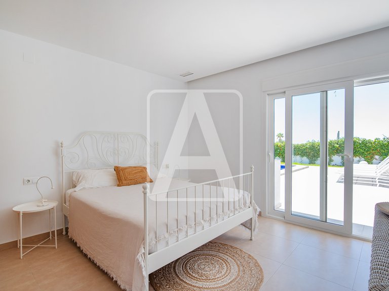 Villa for Sale in Moraira, Alicante 21
