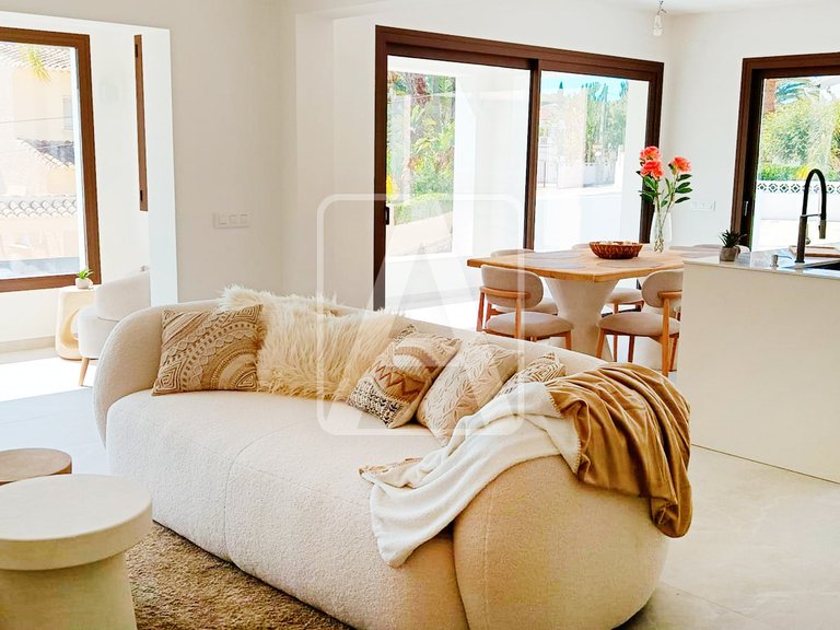 Villa for Sale in Moraira, Alicante 13