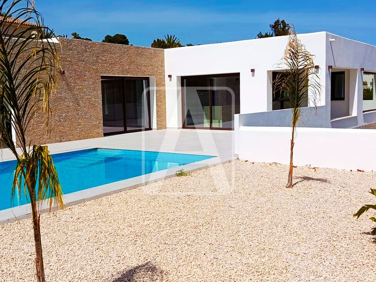Villa for Sale in Moraira, Alicante 33