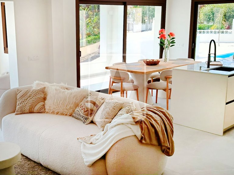Villa for Sale in Moraira, Alicante 4