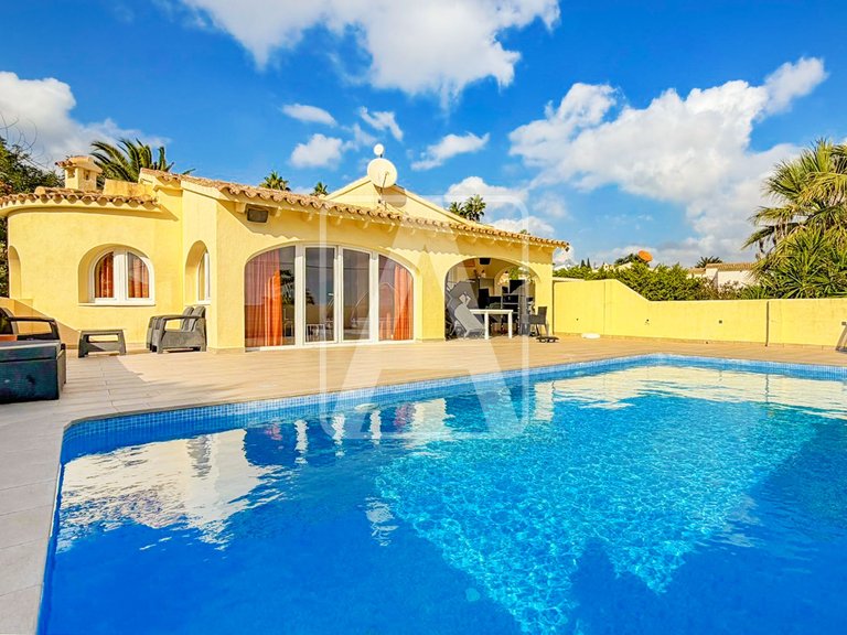Villa for Sale in Calpe, Alicante 1