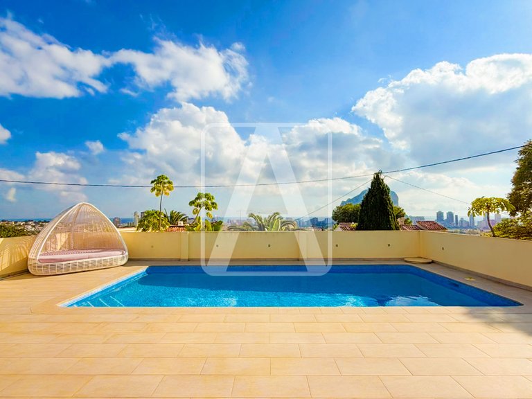 Villa for Sale in Calpe, Alicante 2