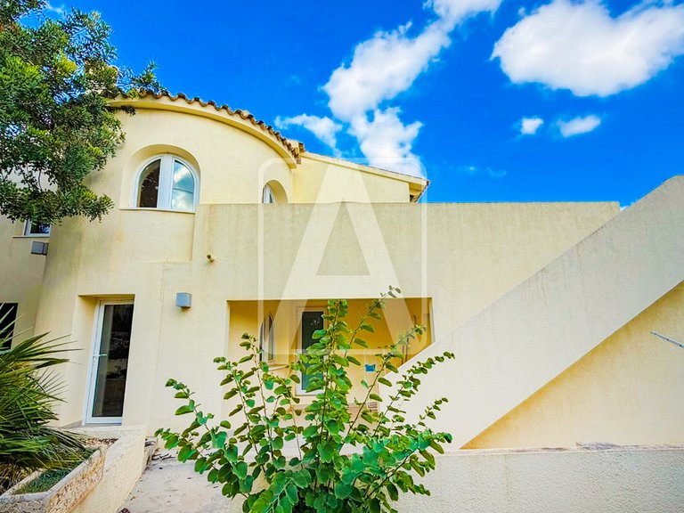 Villa for Sale in Calpe, Alicante 29