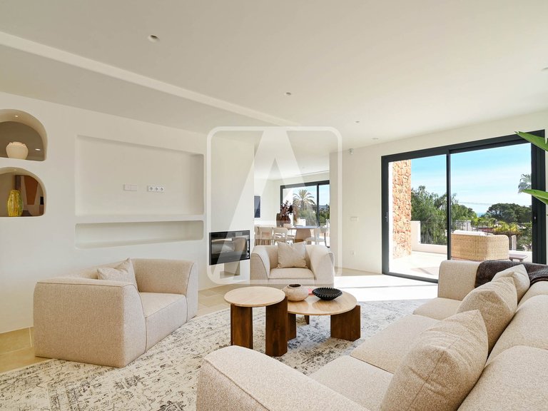 Villa for Sale in Moraira, Alicante 4