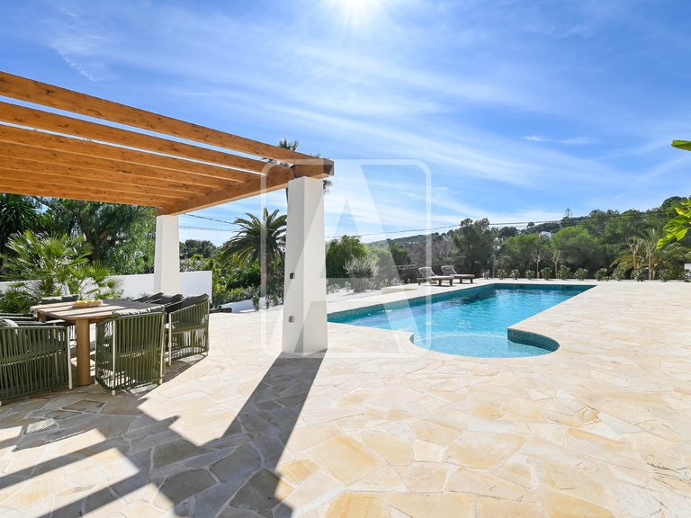 Villa for Sale in Moraira, Alicante 9