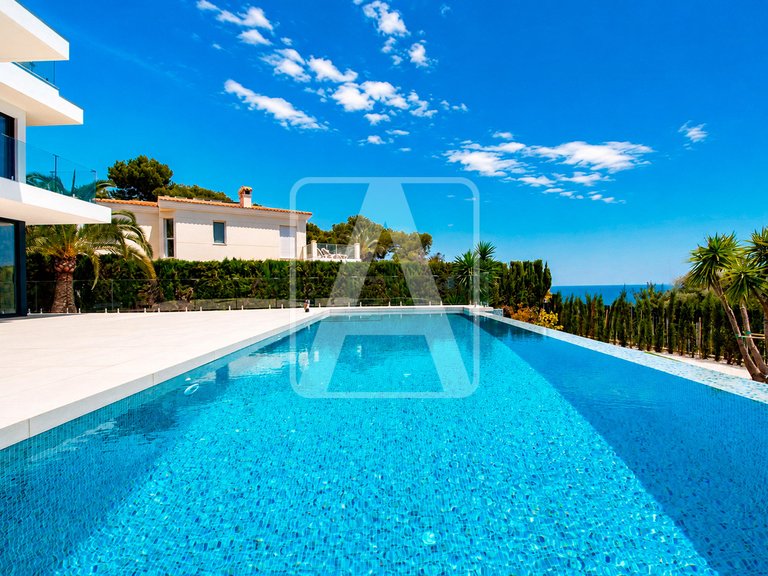 Villa for Sale in Calpe, Alicante 21