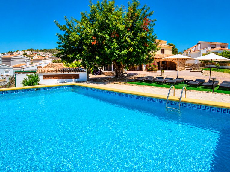 Villa for Sale in Calpe, Alicante 2