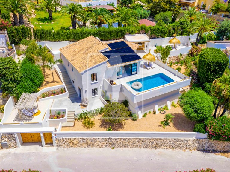 Villa for Sale in Benissa, Alicante 1