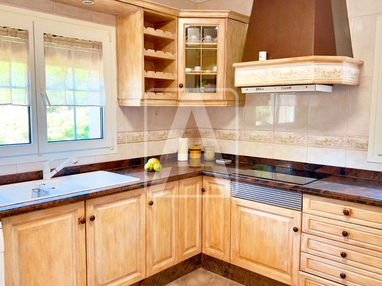Villa for Sale in Benissa, Alicante 13