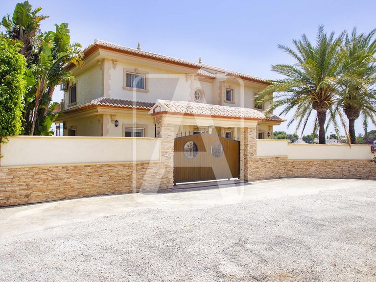 Villa for Sale in Benissa, Alicante 14
