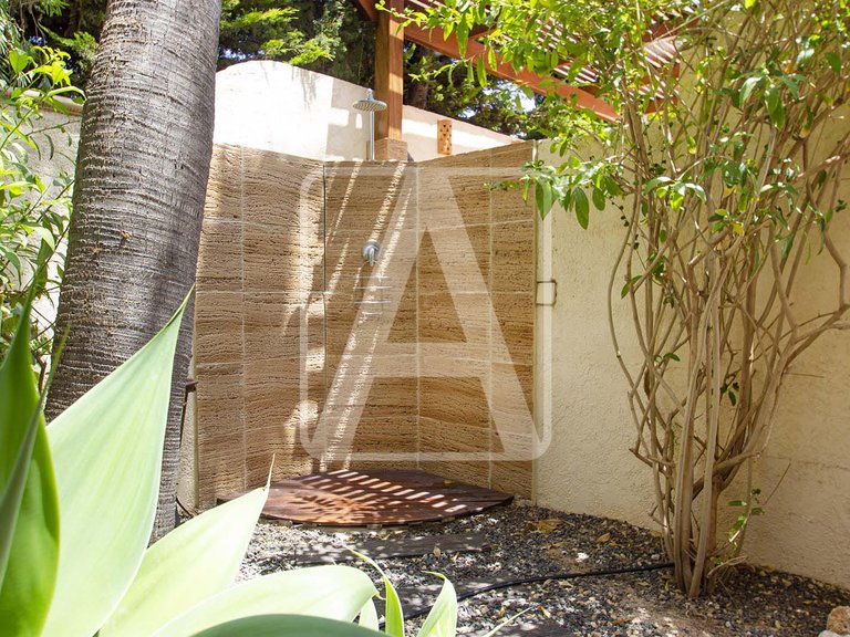 Villa for Sale in Benissa, Alicante 32