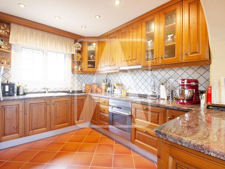 Villa for Sale in Benissa, Alicante 38