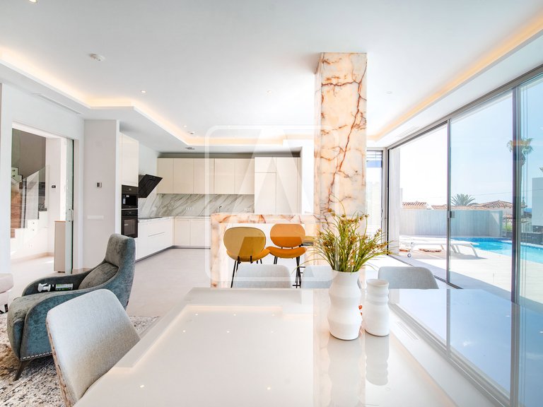 Villa for Sale in Calpe, Alicante 11