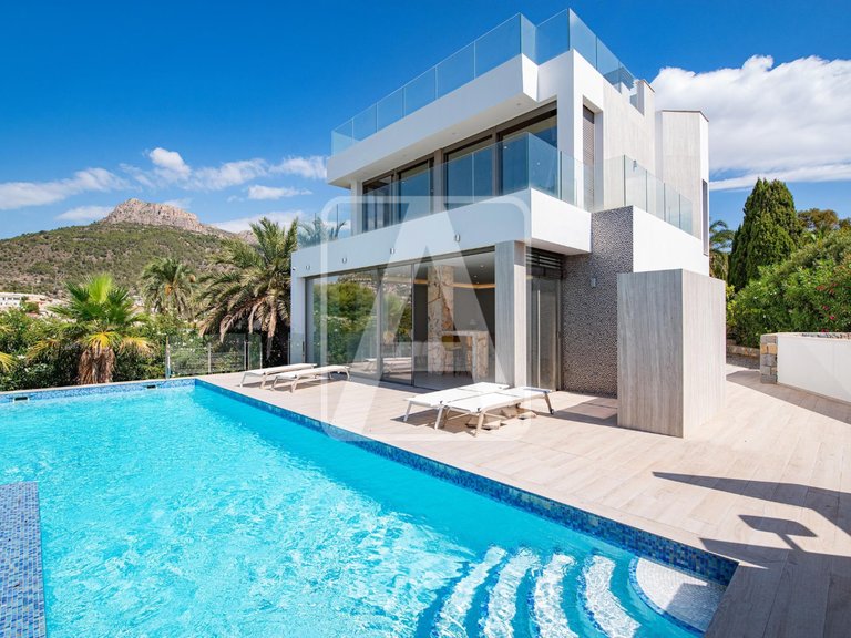 Villa for Sale in Calpe, Alicante 9