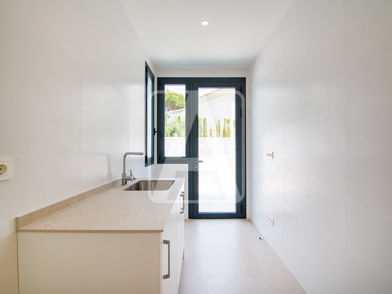 Villa for Sale in Calpe, Alicante 28