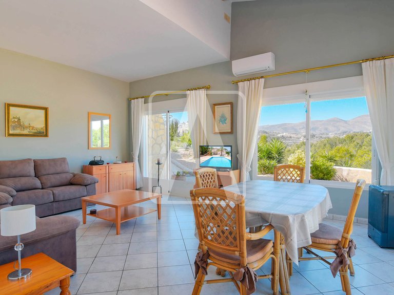 Villa for Sale in Calpe, Alicante 36