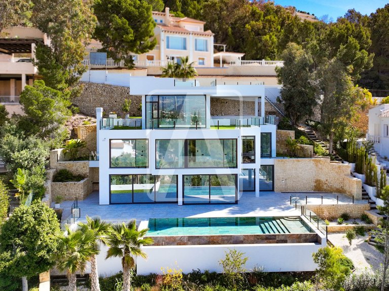 Villa for Sale in Altea, Alicante 1