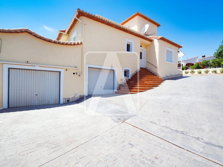 Villa for Sale in Calpe, Alicante 48