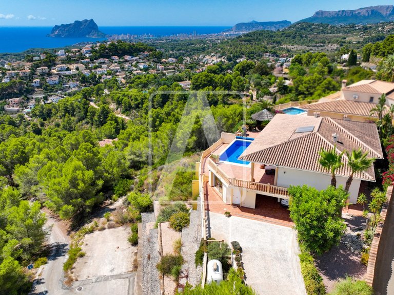 Villa for Sale in Moraira, Alicante 18