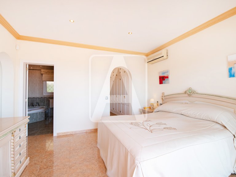 Villa for Sale in Moraira, Alicante 23