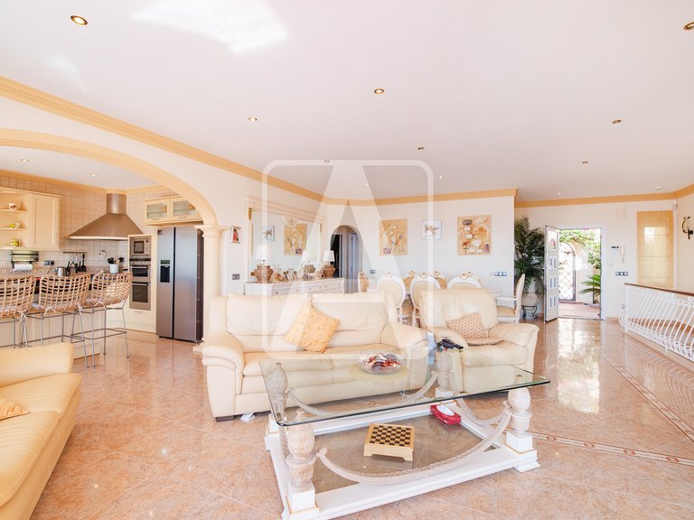 Villa for Sale in Moraira, Alicante 3