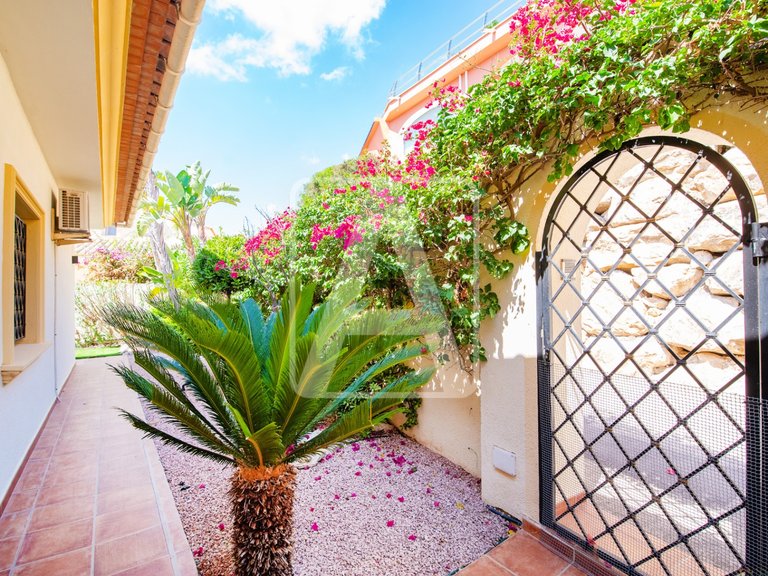 Villa for Sale in Moraira, Alicante 50
