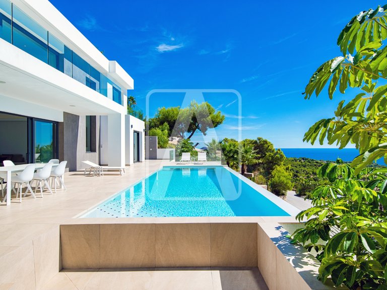 Villa for Sale in Benissa, Alicante 2