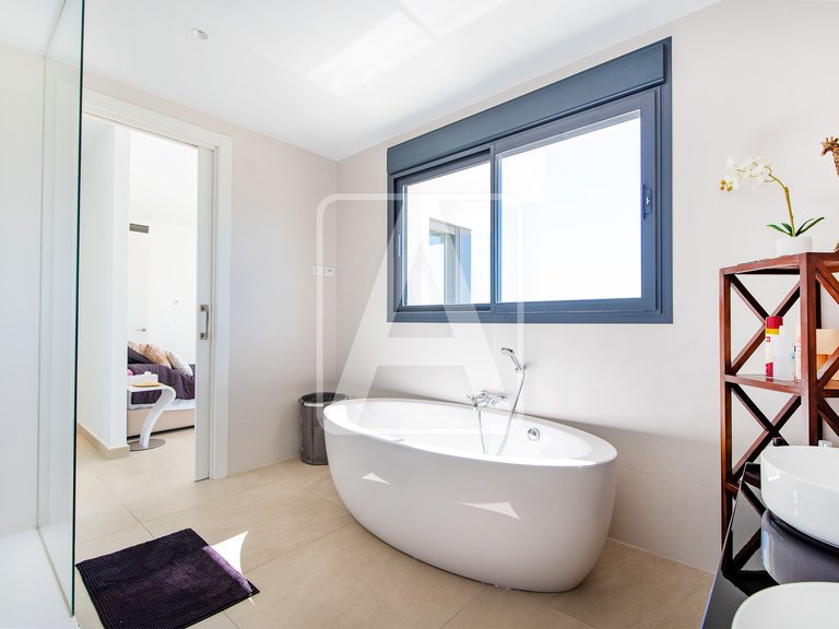 Villa for Sale in Benissa, Alicante 38