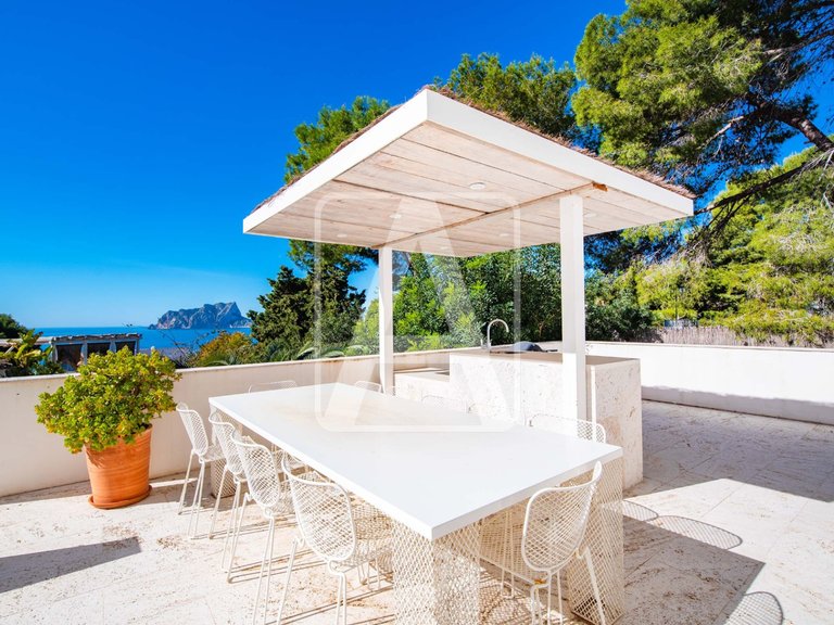 Villa for Sale in Moraira, Alicante 3