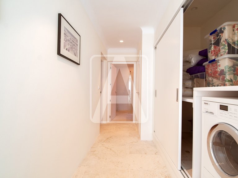 Villa for Sale in Moraira, Alicante 40