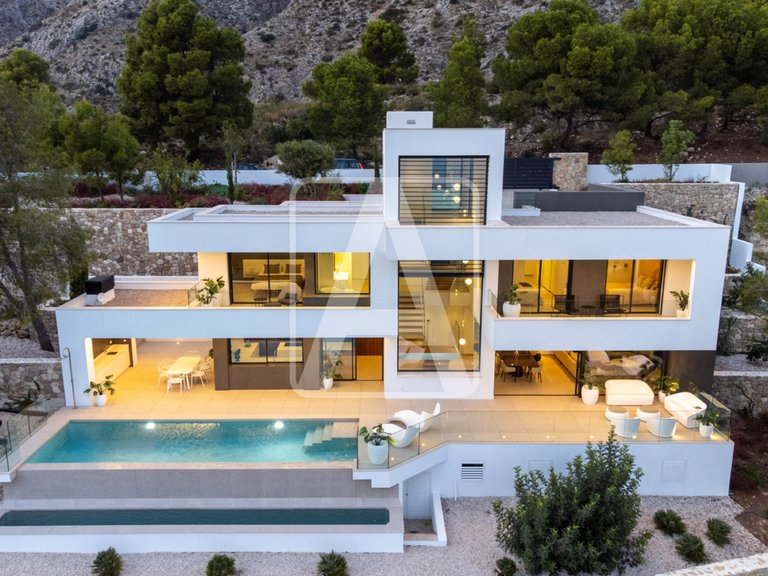 Villa for Sale in Altea, Alicante 1